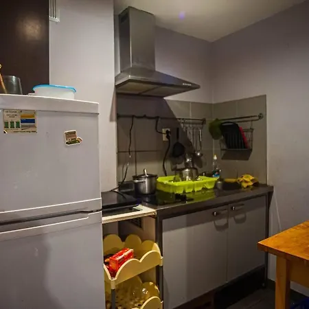 Single Private Bedroom Near Marques De Pombal 3 * Lisboa