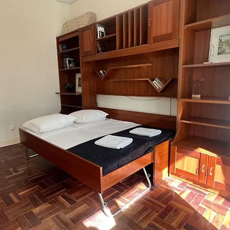 Single Private Bedroom Near Marques De Pombal 3